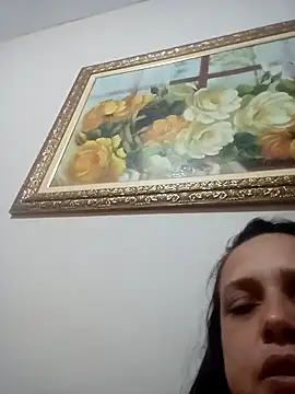 Snapshot of Crisribeiro chatting on 10-15-25, 02:33 Crisribeiro online show from 10-15-25, 02:33