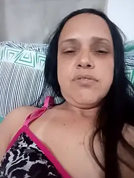 Snapshot of Crisribeiro chatting on 11-20-25, 02:34 Crisribeiro online show from 11-20-25, 02:34