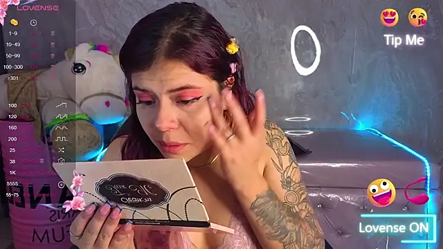 draviana a  online show from 02-13-26, 03:35