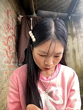 Snapshot of -mayhan11 chatting on 09-26-25, 03:43 -mayhan11 online show from 09-26-25, 03:43