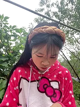 Snapshot of -mayhan11 chatting on 09-27-25, 04:50 -mayhan11 online show from 09-27-25, 04:50