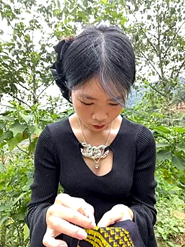 Snapshot of -mayhan11 chatting on 10-21-25, 04:35 -mayhan11 online show from 10-21-25, 04:35