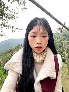 Snapshot of -mayhan11 chatting on 12-17-25, 03:45 -mayhan11 online show from 12-17-25, 03:45