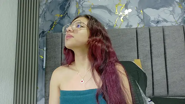 Abrilmirren online show from 09-28-25, 11:26