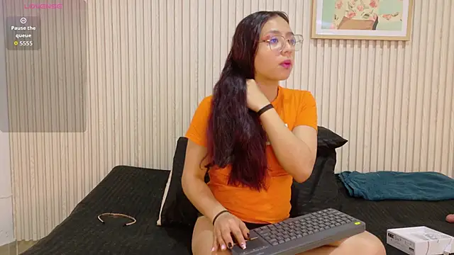 Abrilmirren online show from 10-28-25, 11:14