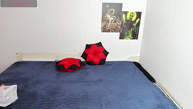 Cattie w  online show from 11-07-25, 01:16