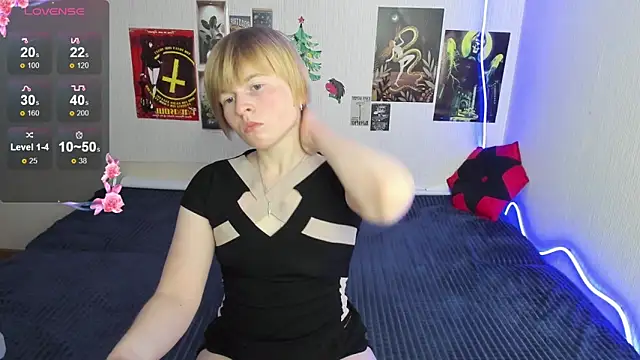 Cattie w  online show from 02-05-26, 01:10