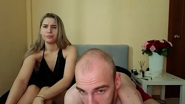 weddingcouple online show from 11-10-25, 06:01