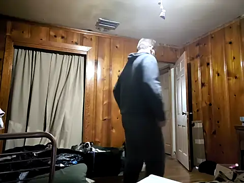 bear8t online show from 04-17-26, 01:08