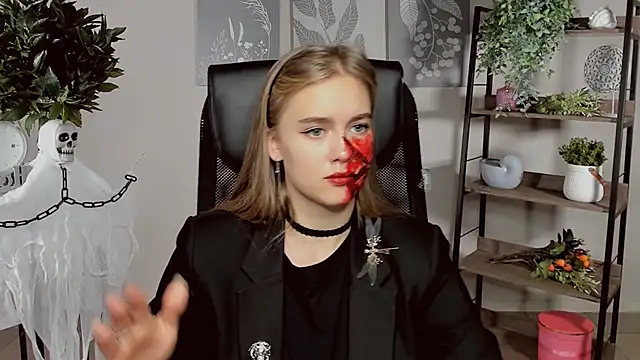 JuneWoods online show from 10-25-25, 09:39