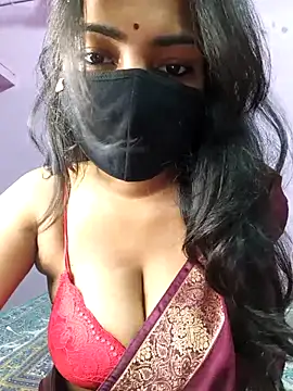 Snapshot of Queen_Shanayaa chatting on 09-26-25, 04:11 Queen Shanayaa online show from 09-26-25, 04:11