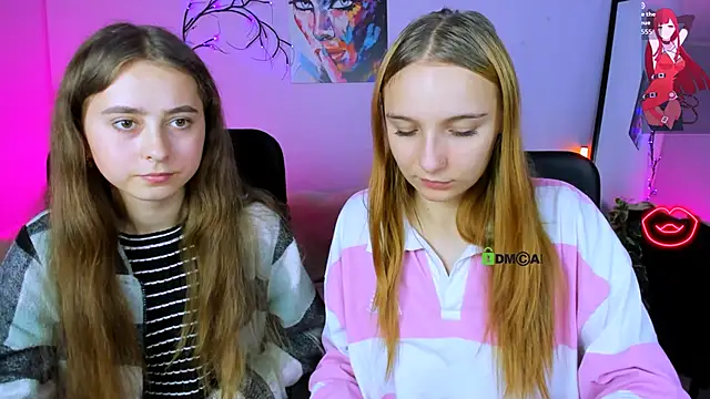 Snapshot of rebecca_smile chatting on 10-10-25, 12:59 rebecca smile online show from 10-10-25, 12:59