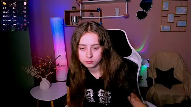 Snapshot of rebecca_smile chatting on 11-07-25, 01:22 rebecca smile online show from 11-07-25, 01:22