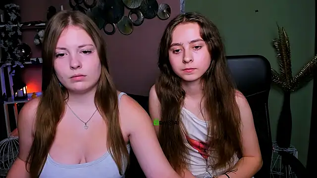 Snapshot of rebecca_smile chatting on 11-12-25, 08:08 rebecca smile online show from 11-12-25, 08:08