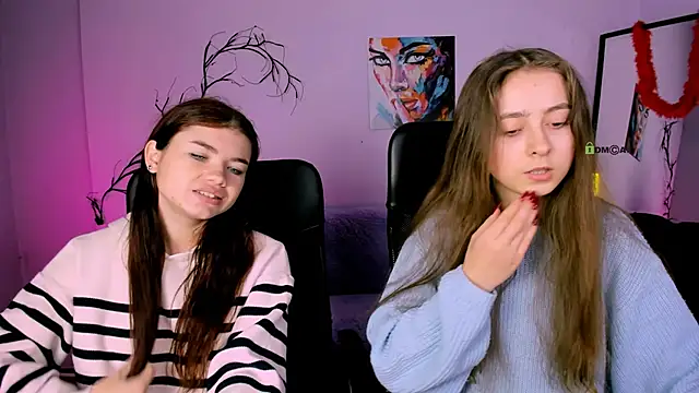 Snapshot of rebecca_smile chatting on 11-16-25, 01:17 rebecca smile online show from 11-16-25, 01:17