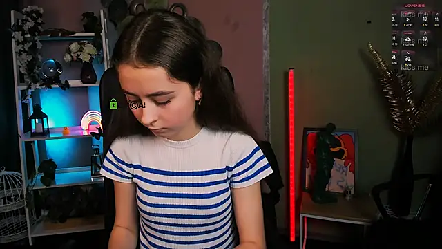 Snapshot of rebecca_smile chatting on 11-30-25, 12:42 rebecca smile online show from 11-30-25, 12:42