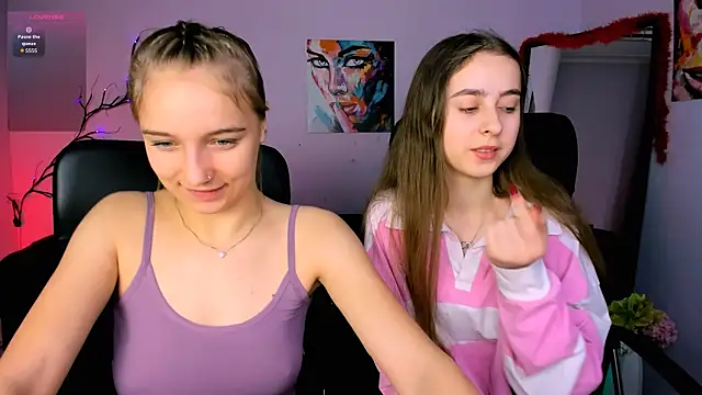 Snapshot of rebecca_smile chatting on 12-14-25, 10:20 rebecca smile online show from 12-14-25, 10:20