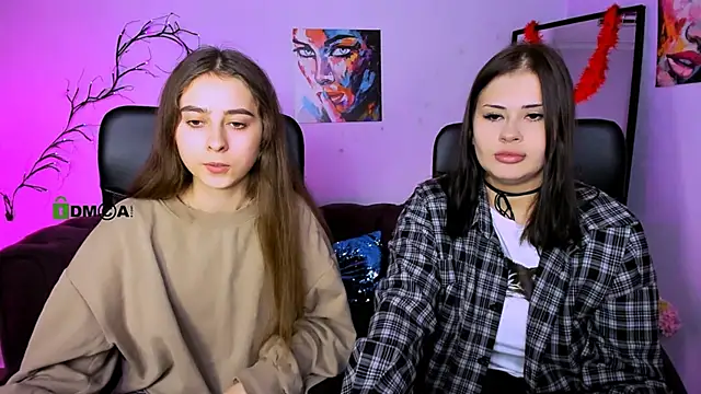 Snapshot of rebecca_smile chatting on 12-17-25, 08:15 rebecca smile online show from 12-17-25, 08:15