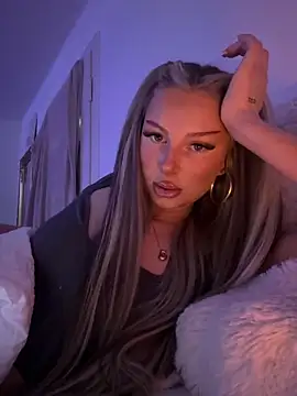 blondeeee online show from 05-21-26, 04:14