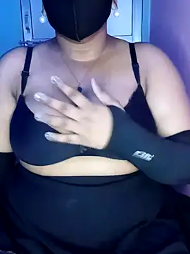 Snapshot of Hot_Girl_Dimple chatting on 10-30-25, 01:18 Hot Girl Dimple online show from 10-30-25, 01:18