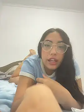 Snapshot of Lana18_lee1 chatting on 11-17-25, 07:52 Lana18 lee1 online show from 11-17-25, 07:52