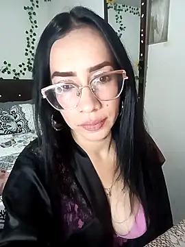 YaraDuartee online show from 02-14-26, 01:46