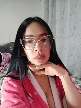 YaraDuartee online show from 07-31-26, 01:38