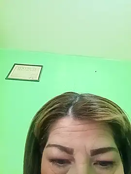 Snapshot of VANESSA__01 chatting on 10-28-25, 01:03 VANESSA 01 online show from 10-28-25, 01:03