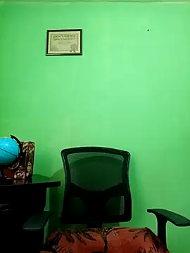 Snapshot of VANESSA__01 chatting on 11-10-25, 12:26 VANESSA 01 online show from 11-10-25, 12:26