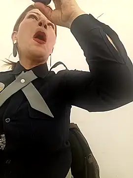 Snapshot of VANESSA__01 chatting on 12-03-25, 12:25 VANESSA 01 online show from 12-03-25, 12:25