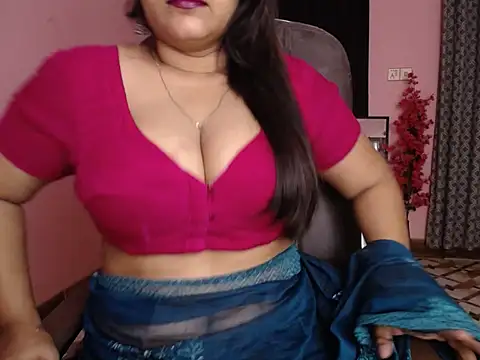 Snapshot of Queen_Homaira chatting on 10-03-25, 10:45 Queen Homaira online show from 10-03-25, 10:45