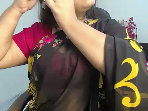 Snapshot of Queen_Homaira chatting on 11-03-25, 03:41 Queen Homaira online show from 11-03-25, 03:41