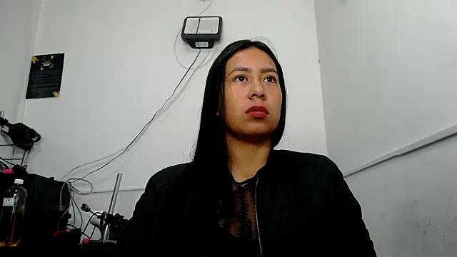 Snapshot of KateValencia chatting on 04-23-26, 02:02 KateValencia online show from 04-23-26, 02:02