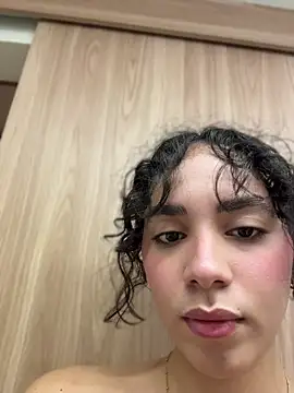 Capricho 01 online show from 04-27-26, 09:13