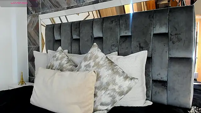 NaylaGrey online show from 01-18-26, 12:09