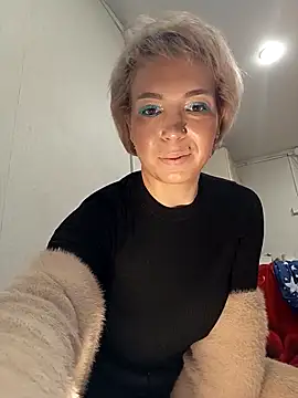 Conny Shellie online show from 12-18-25, 10:49