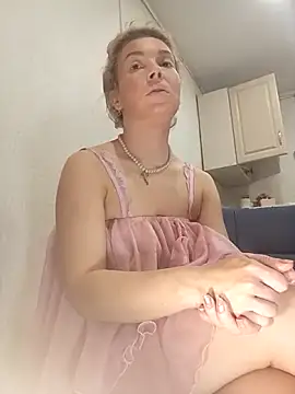 Conny Shellie online show from 12-20-25, 08:49