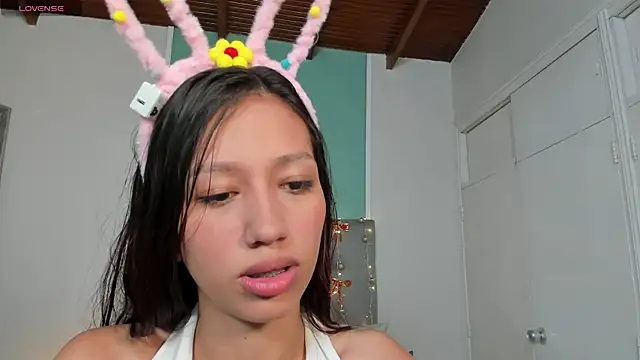 sofi laane online show from 12-16-25, 12:10