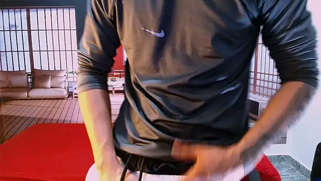 RomeoMillerr online show from 11-05-25, 07:36