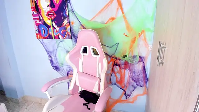 Athenea  fox online show from 10-30-25, 11:55