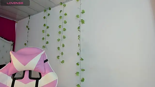 XaanderGrey online show from 12-15-25, 07:18