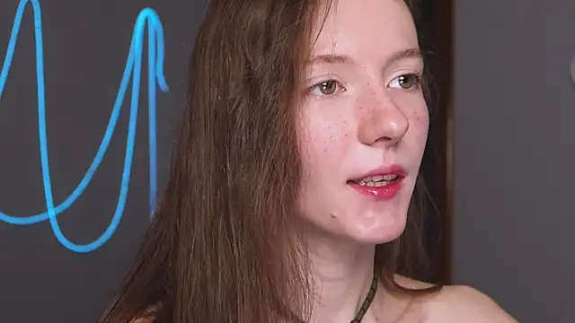 Snapshot of Why_me_stella chatting on 12-03-25, 10:41 Why me stella online show from 12-03-25, 10:41