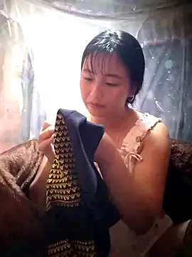 Snapshot of buddy-sexy chatting on 11-01-25, 01:40 buddy-sexy online show from 11-01-25, 01:40