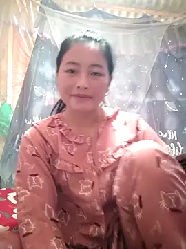 Snapshot of buddy-sexy chatting on 11-14-25, 05:28 buddy-sexy online show from 11-14-25, 05:28