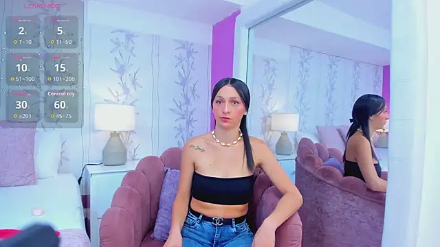 MarilynWild online show from 10-30-25, 02:51