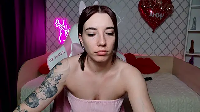 Curious Lily online show from 03-23-26, 12:47