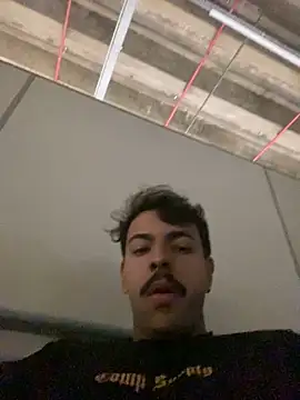 Snapshot of artzin2334 chatting on 10-10-25, 10:53 artzin2334 online show from 10-10-25, 10:53