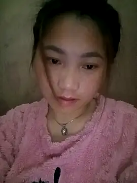 min-xinh online show from 12-17-25, 09:43