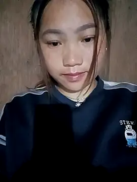 min-xinh online show from 12-19-25, 09:33