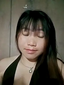 min-xinh online show from 04-22-26, 01:12